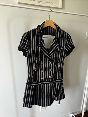 ROMWE Black and White Striped Double-Breasted Short Sleeve Dress